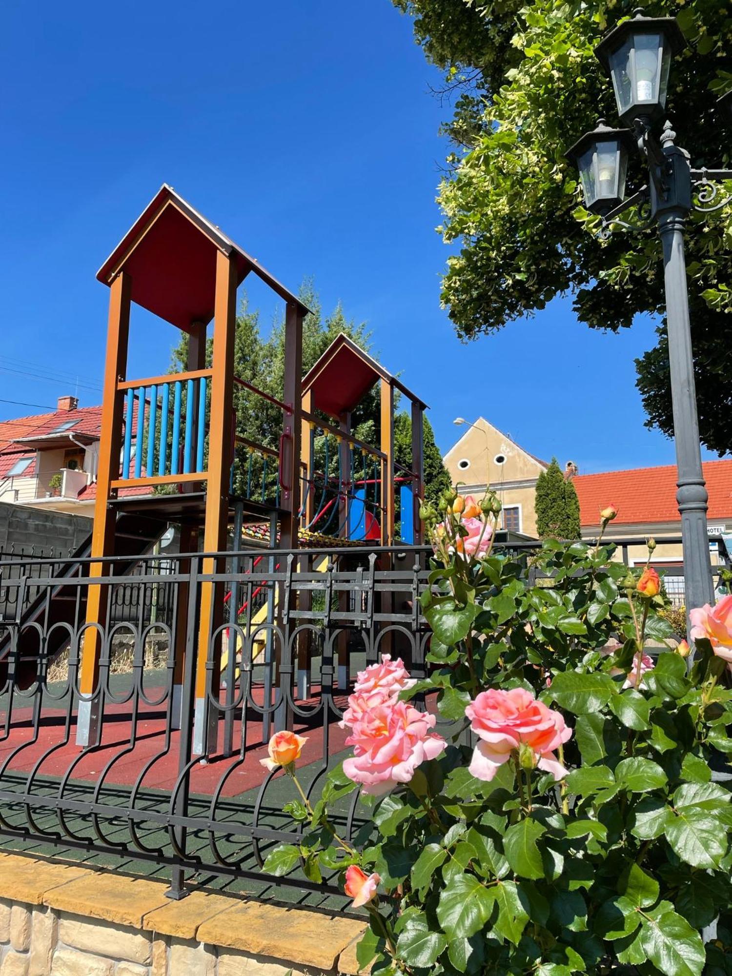 Hotel Lipa Bojnice Eksteriør bilde